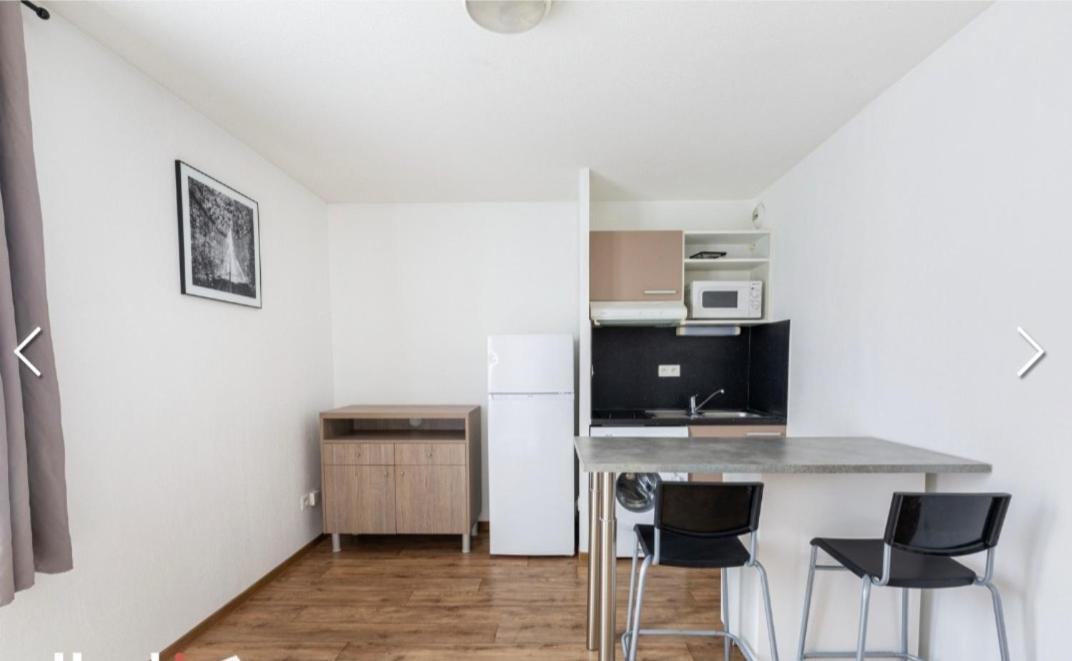 Ferienwohnung Studio Refait A Neuf Fréjus Exterior foto